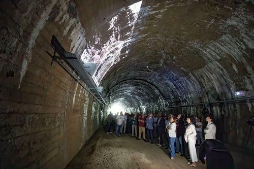 Buruaga inaugura la Vía Verde de La Engaña y la sitúa como el inicio de la transformación de los Valles Pasiegos Buruaga inaugura la Vía Verde de La Engaña y la sitúa como el inicio de la transformación de los Valles Pasiegos